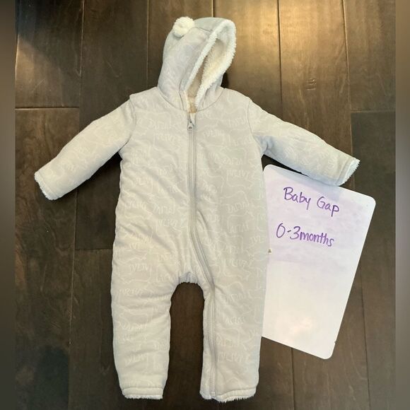 GAP Cozy Sherpa Onesie - Cream - Picture 1 of 4